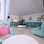 호텔 Karbel 3*