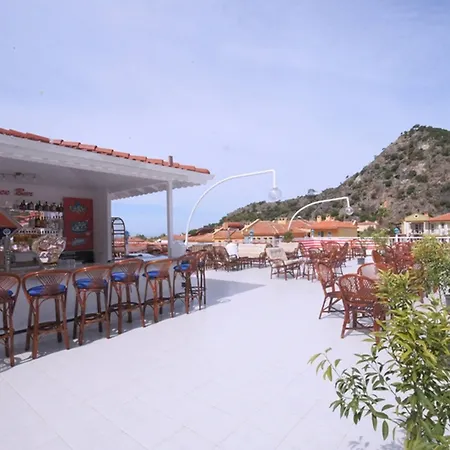 Karbel Hotell