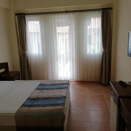 Hotel Karbel 3*